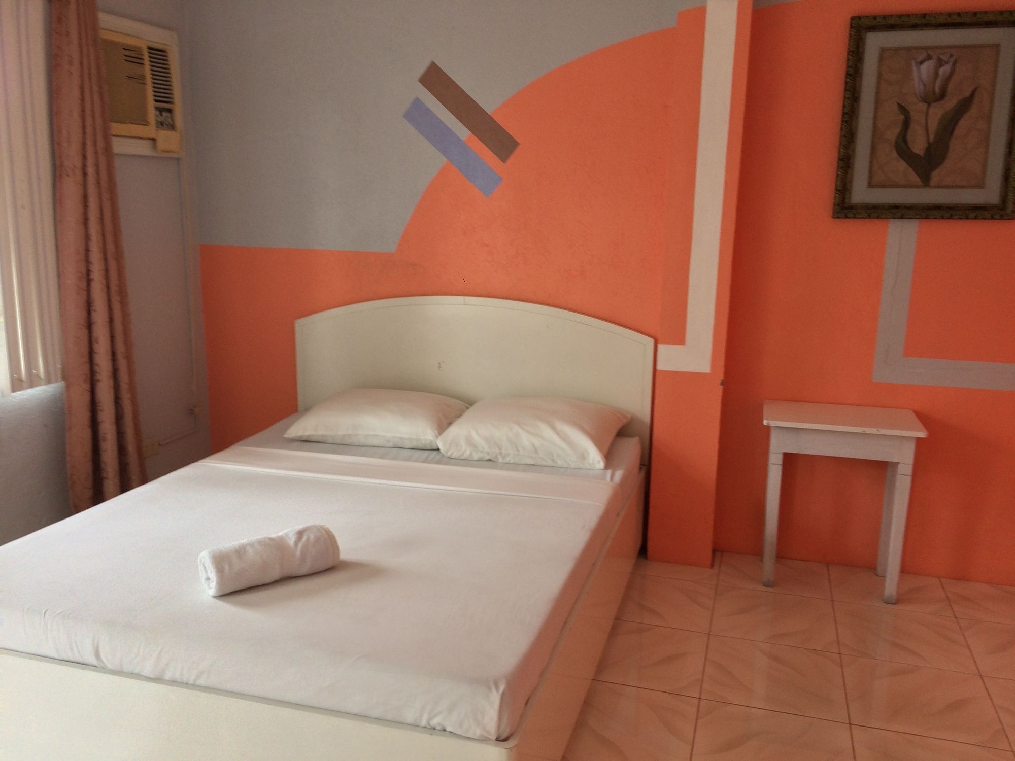El Paso Inn Tagaytay City Екстериор снимка