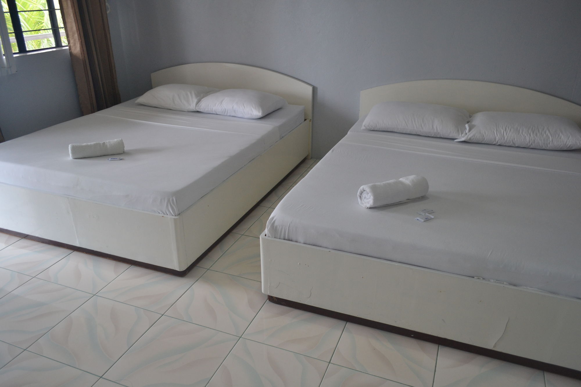 El Paso Inn Tagaytay City Екстериор снимка