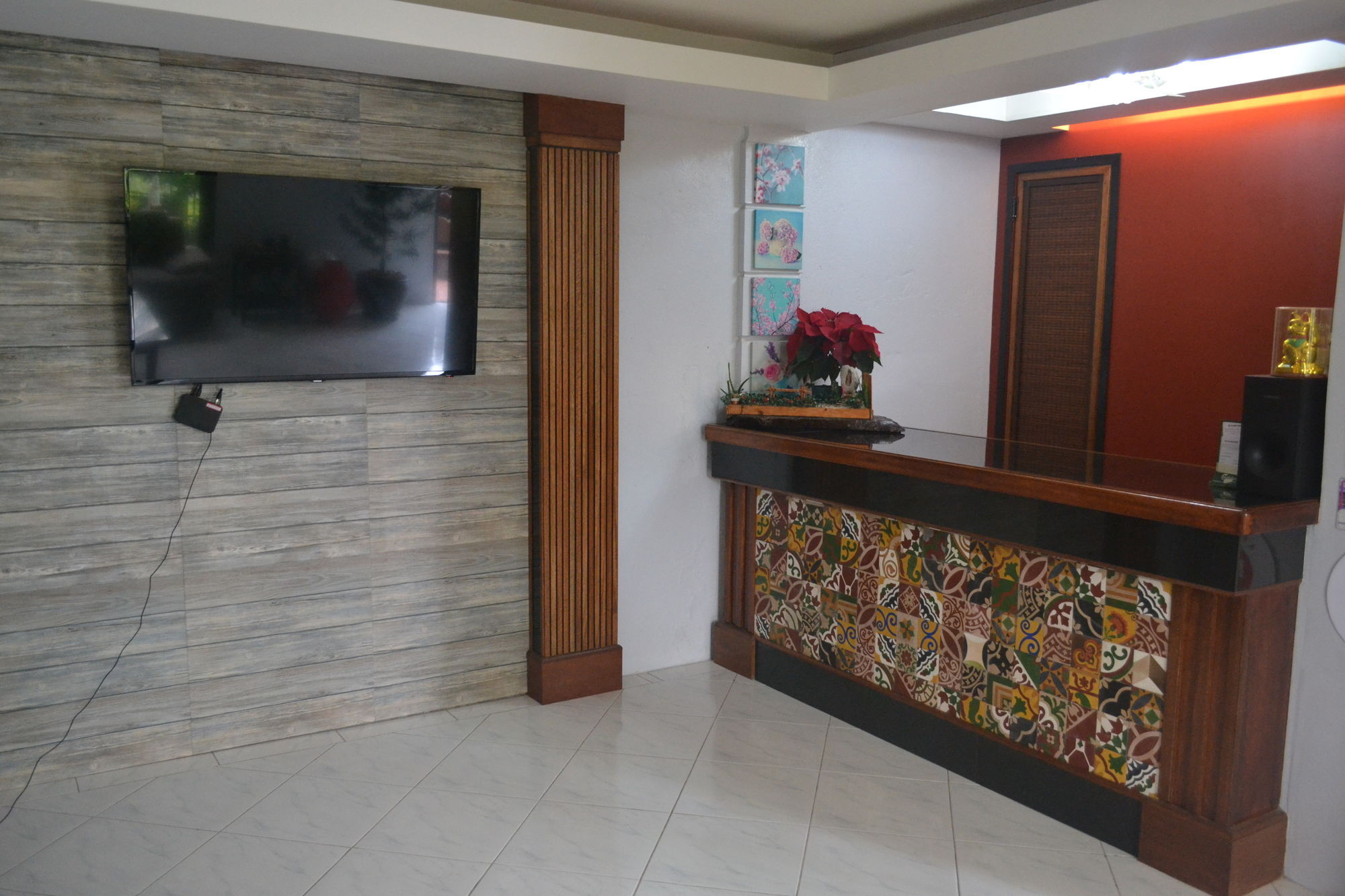 El Paso Inn Tagaytay City Екстериор снимка
