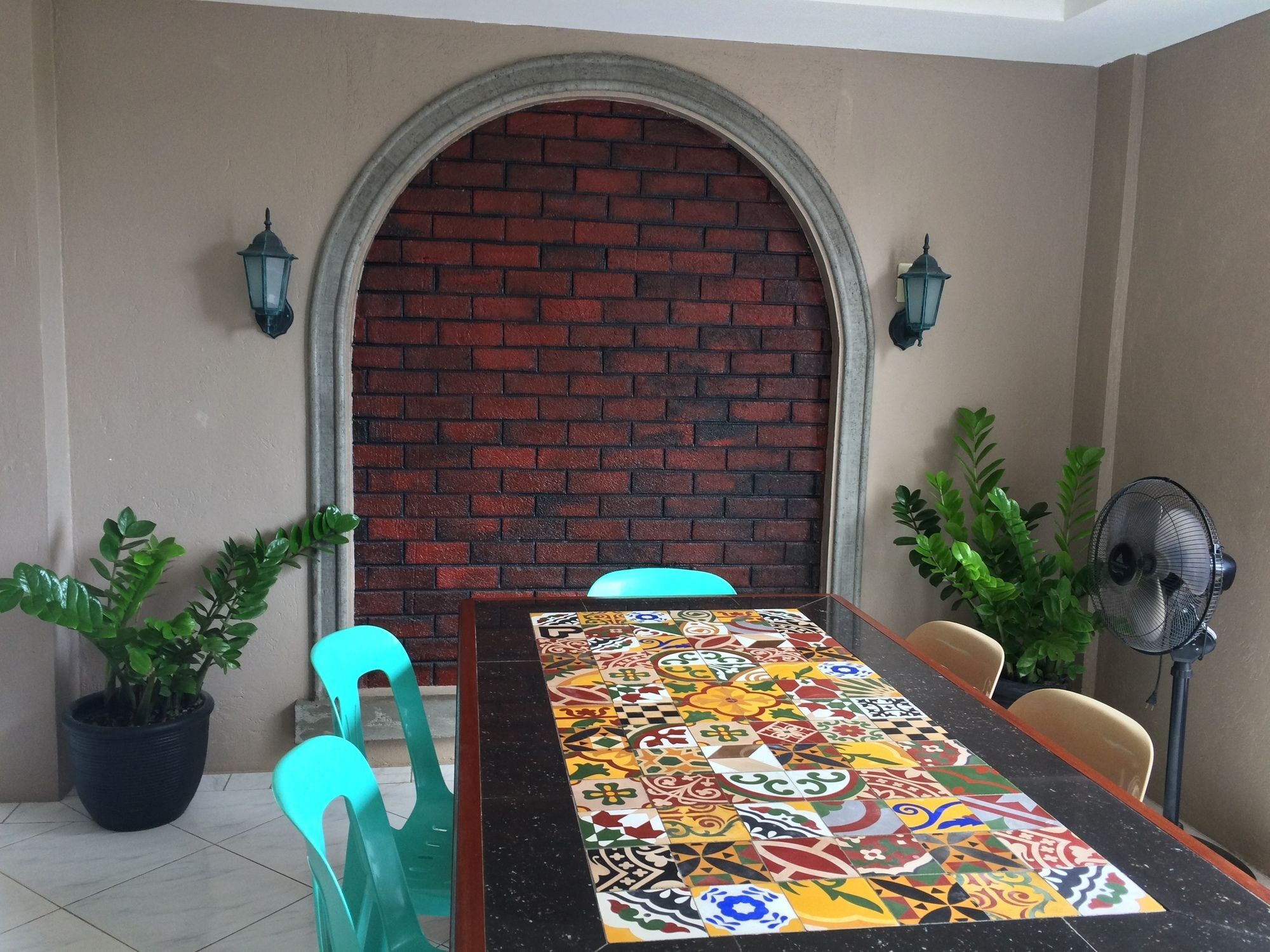 El Paso Inn Tagaytay City Екстериор снимка